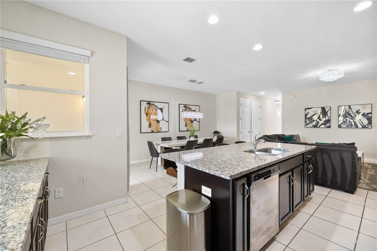 1569 CAREY PALM Cir KISSIMMEE, FL 34747