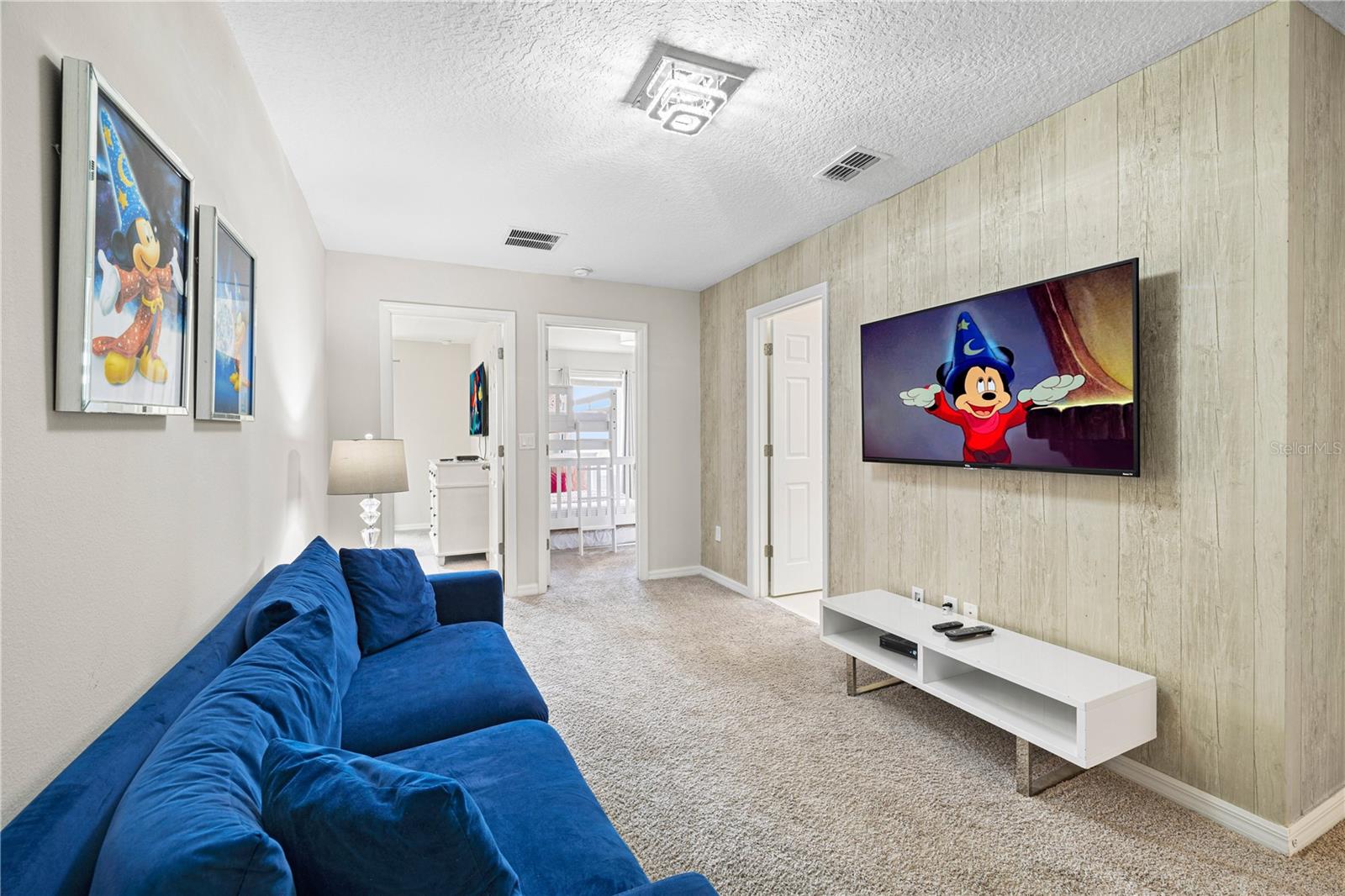 1569 CAREY PALM Cir KISSIMMEE, FL 34747