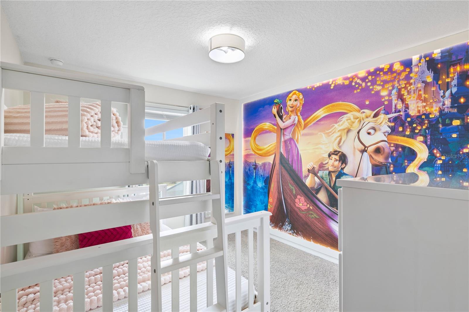 1569 CAREY PALM Cir KISSIMMEE, FL 34747