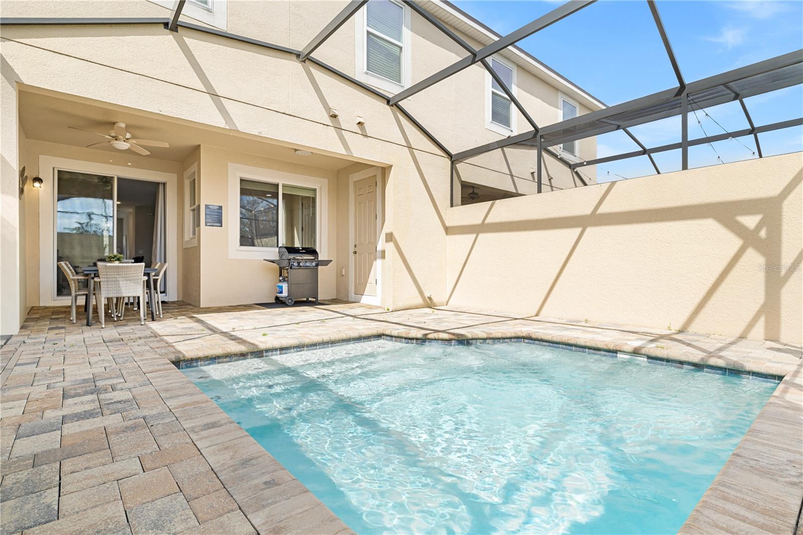 1569 CAREY PALM Cir KISSIMMEE, FL 34747