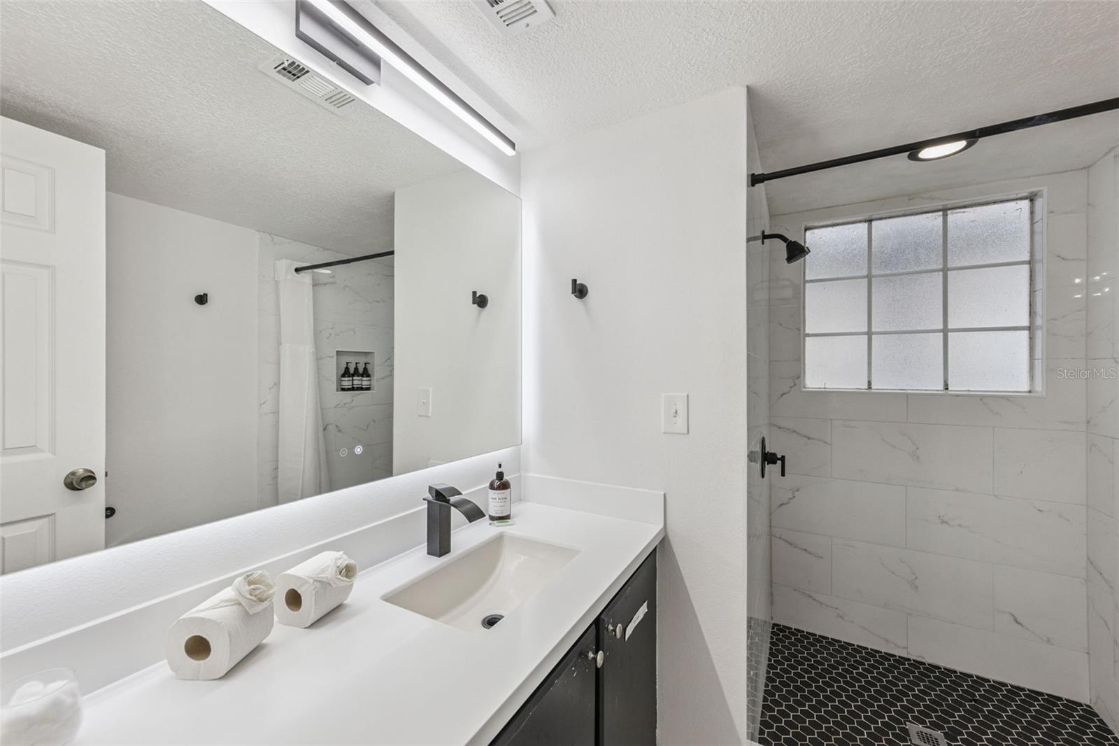 2002 ROYAL BAY Blvd #135 KISSIMMEE, FL 34746