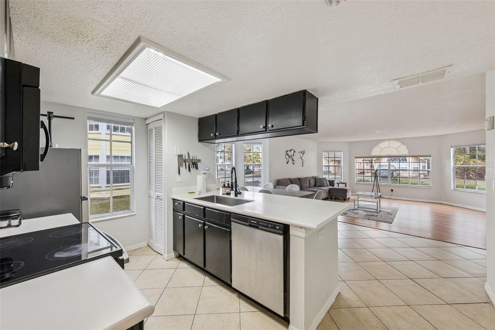 2002 ROYAL BAY Blvd #135 KISSIMMEE, FL 34746