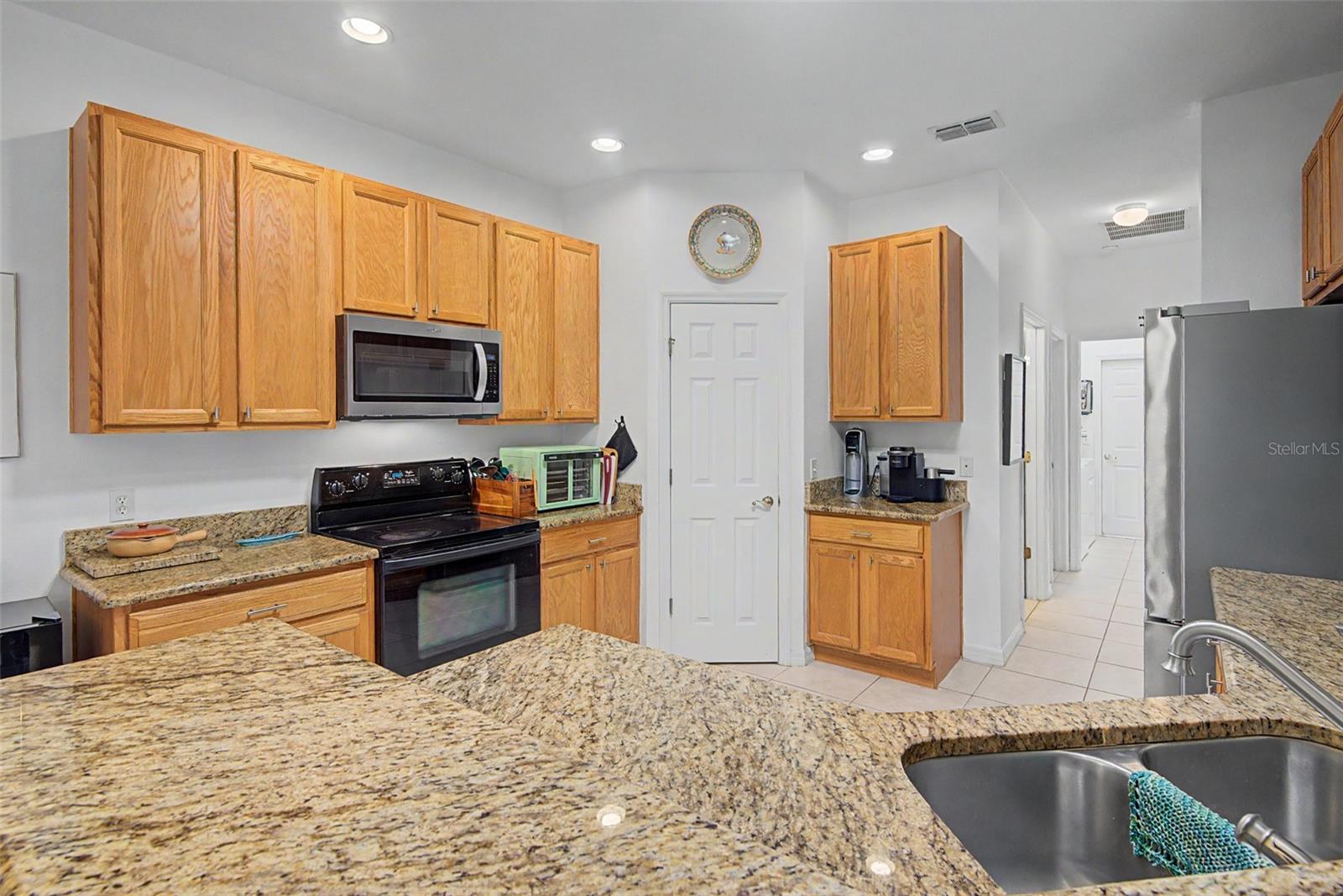 513 HEARTWELL Dr KISSIMMEE, FL 34759