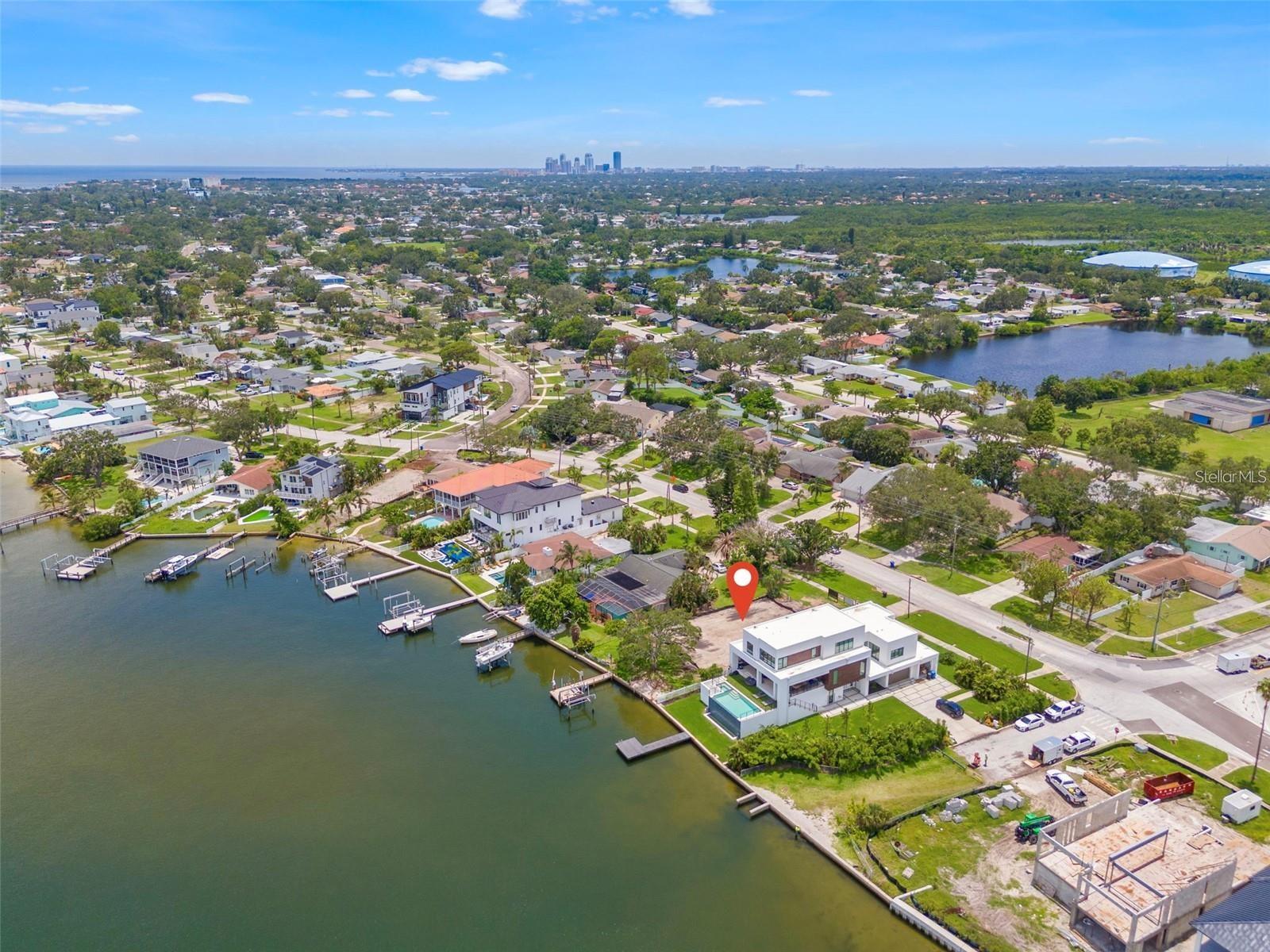 6151 Byu GRANDE Blvd ST PETERSBURG, FL 33703