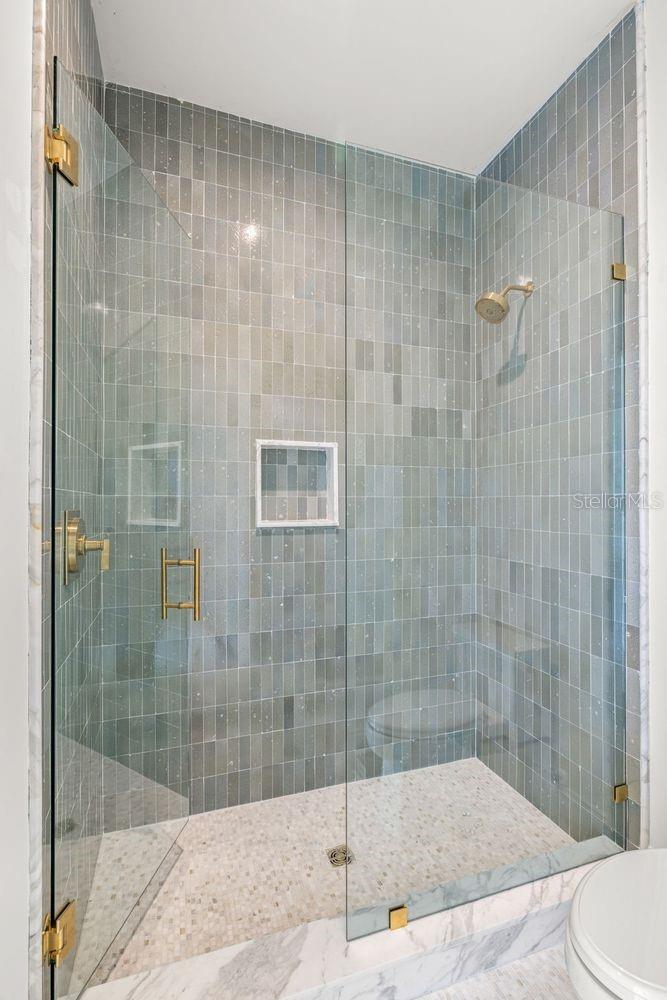 805 17TH Ave ST PETERSBURG, FL 33704