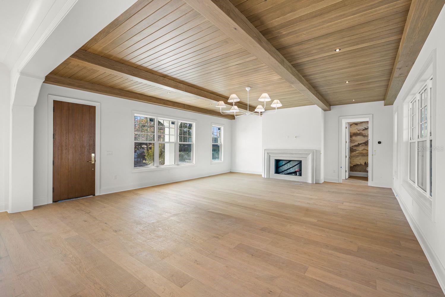 805 17TH Ave ST PETERSBURG, FL 33704