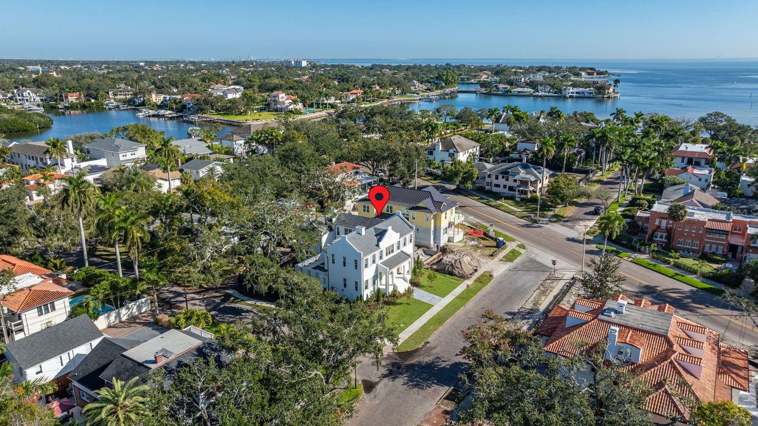 805 17TH Ave ST PETERSBURG, FL 33704