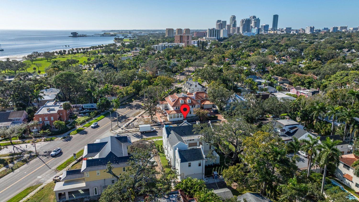 805 17TH Ave ST PETERSBURG, FL 33704