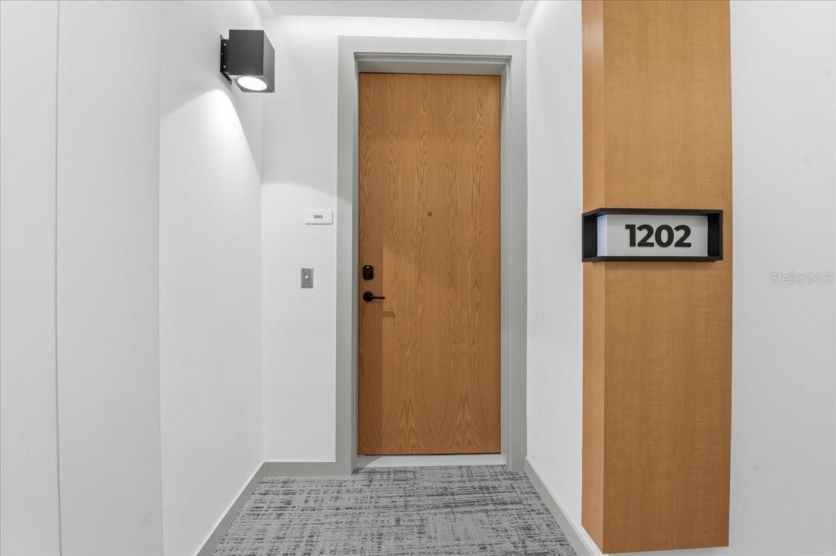 777 3RD Ave #1202 ST PETERSBURG, FL 33701