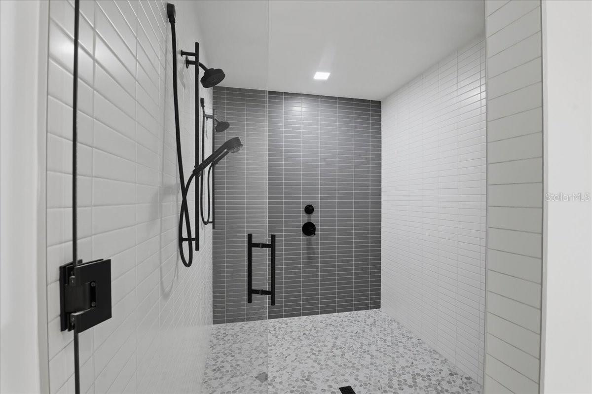 777 3RD Ave #1202 ST PETERSBURG, FL 33701