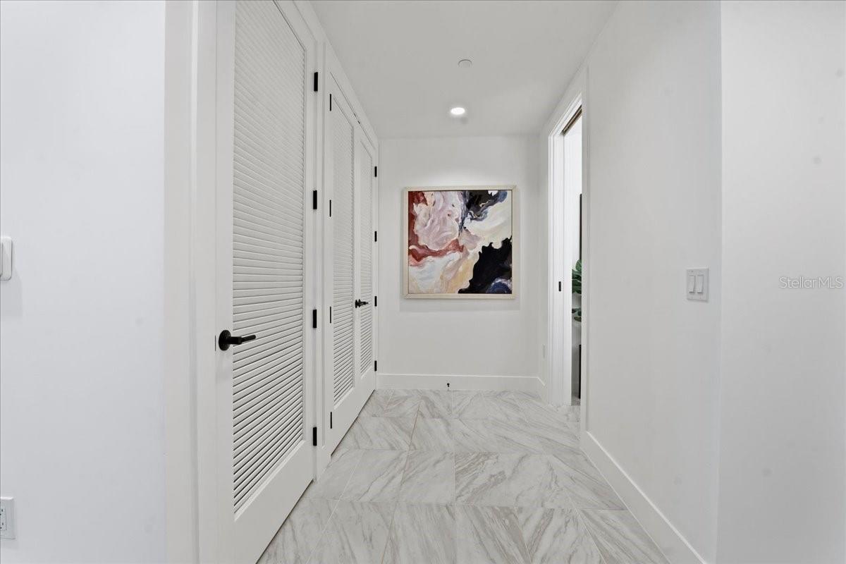 777 3RD Ave #1202 ST PETERSBURG, FL 33701