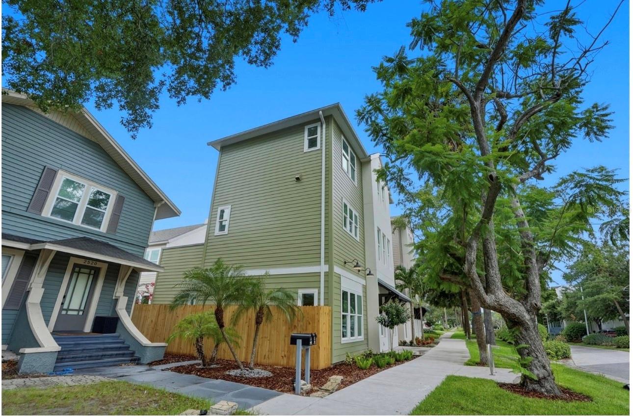 2532 1ST Ave ST PETERSBURG, FL 33713