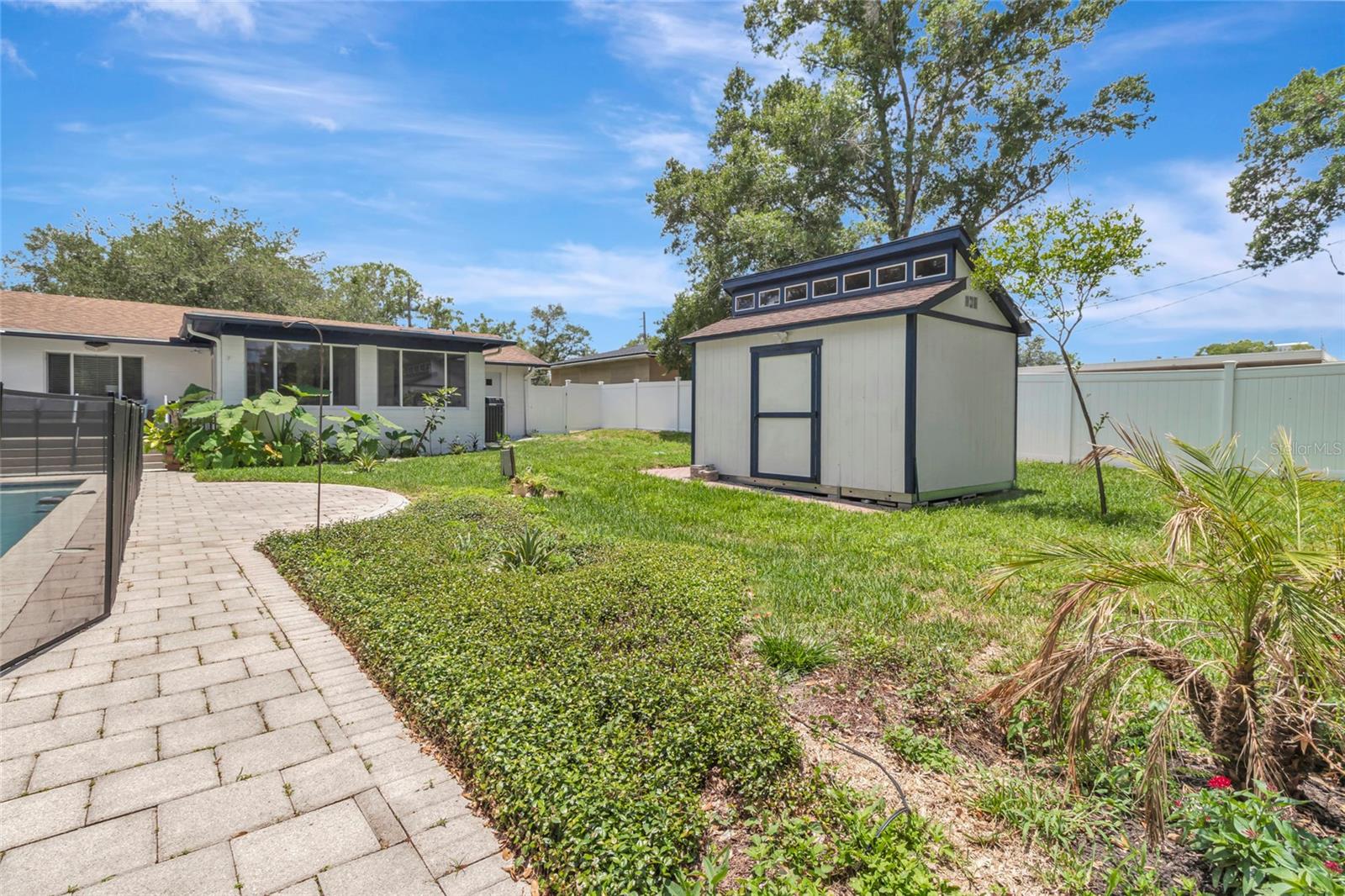 1217 E AMELIA St ORLANDO, FL 32803