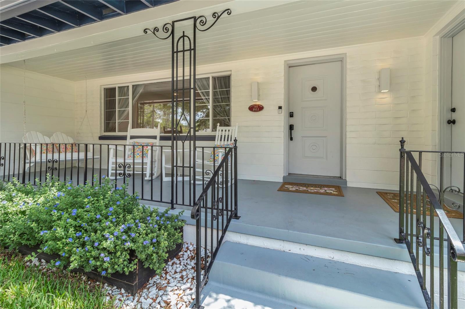 1217 E AMELIA St ORLANDO, FL 32803