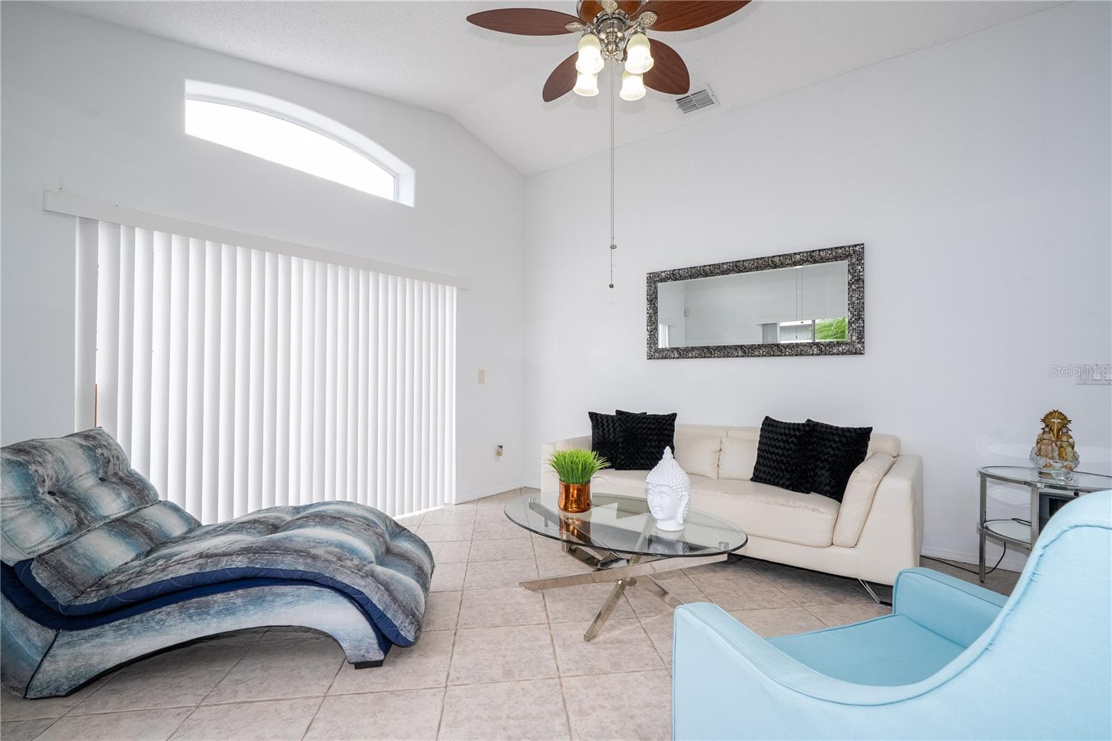 3219 BREWSTER Dr KISSIMMEE, FL 34743