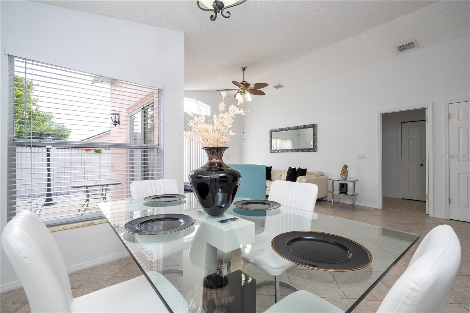 3219 BREWSTER Dr KISSIMMEE, FL 34743