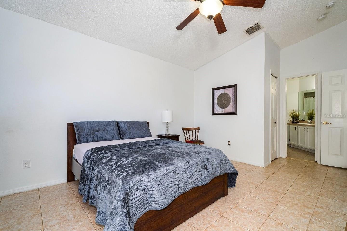 3219 BREWSTER Dr KISSIMMEE, FL 34743