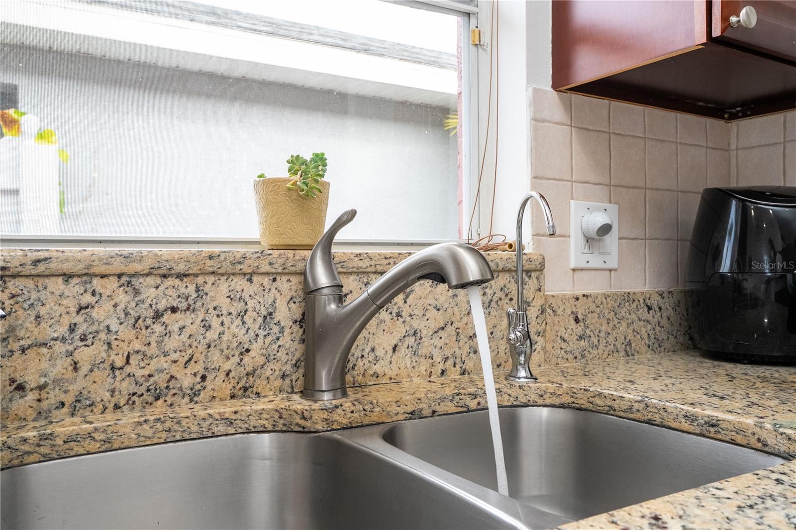 3219 BREWSTER Dr KISSIMMEE, FL 34743