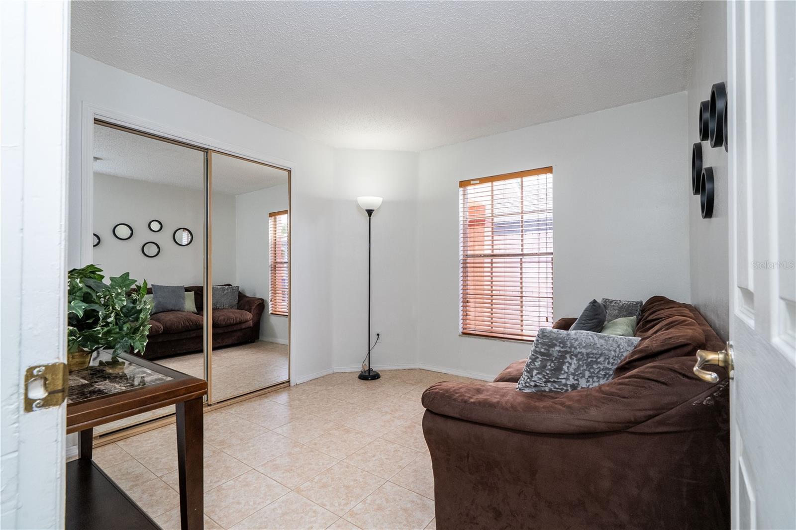 3219 BREWSTER Dr KISSIMMEE, FL 34743