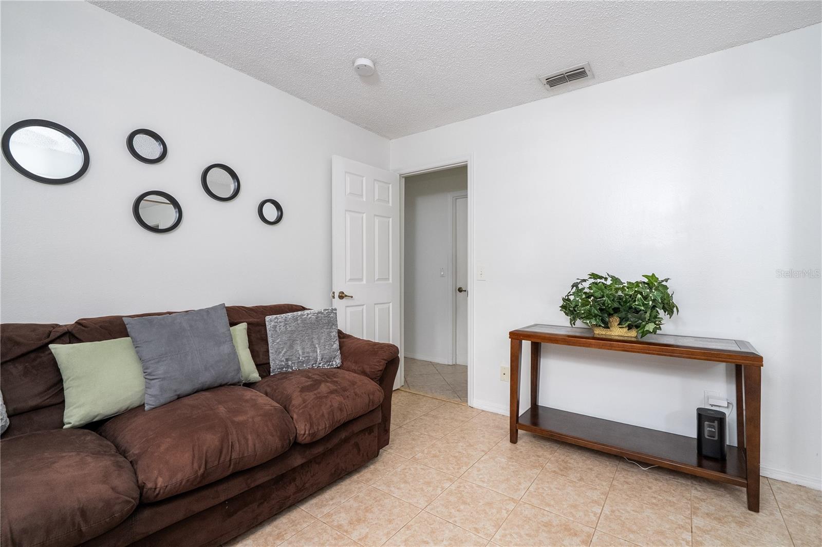 3219 BREWSTER Dr KISSIMMEE, FL 34743