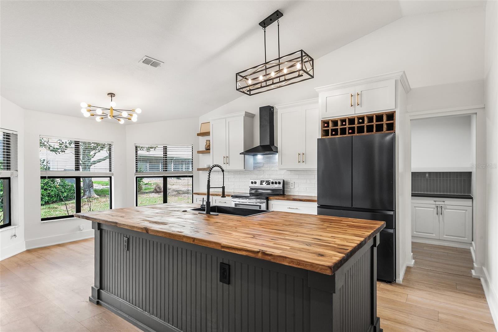 8353 PAVILION Dr HUDSON, FL 34667