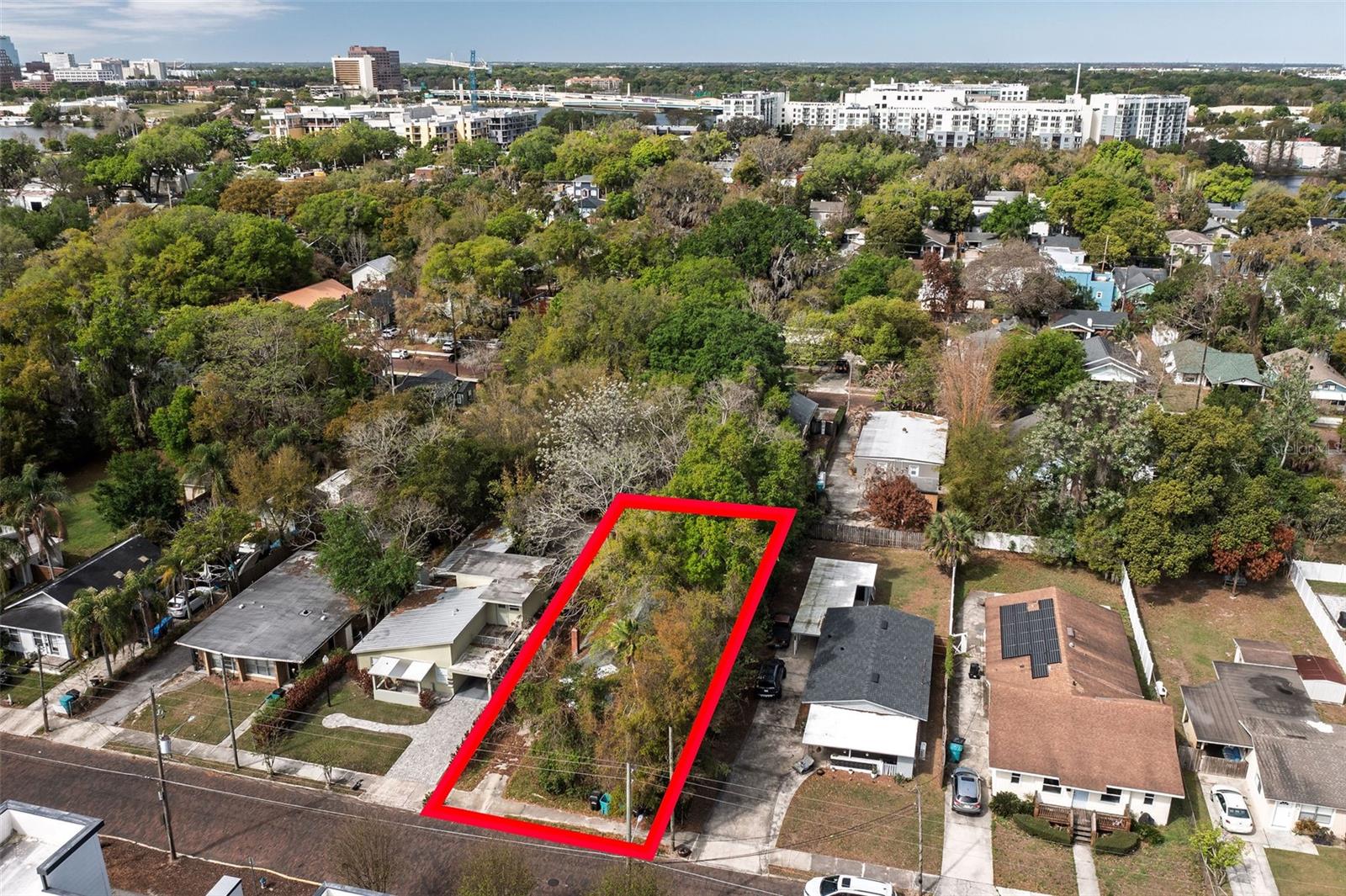 1614 Hvn Dr ORLANDO, FL 32803