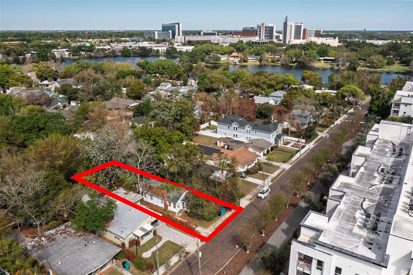 1614 Hvn Dr ORLANDO, FL 32803