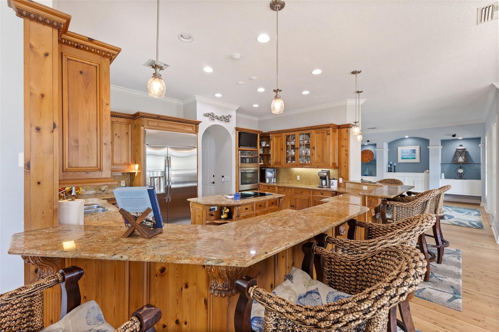 450 BAYSHORE Dr TERRA CEIA, FL 34250