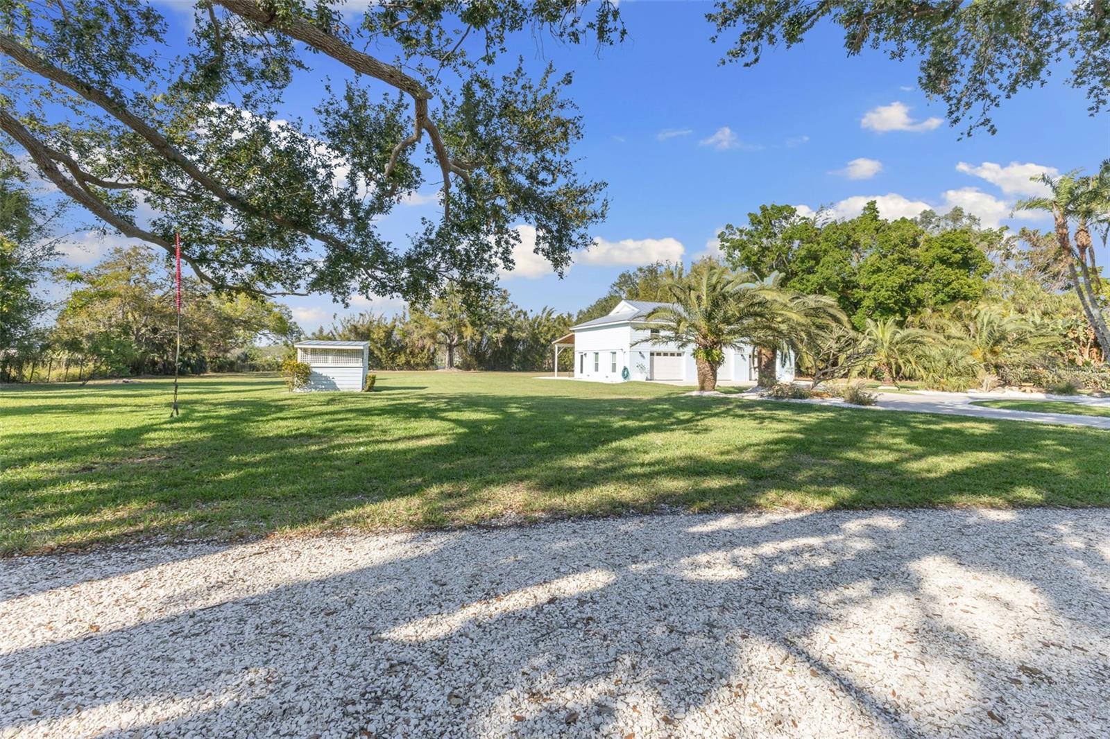 450 BAYSHORE Dr TERRA CEIA, FL 34250