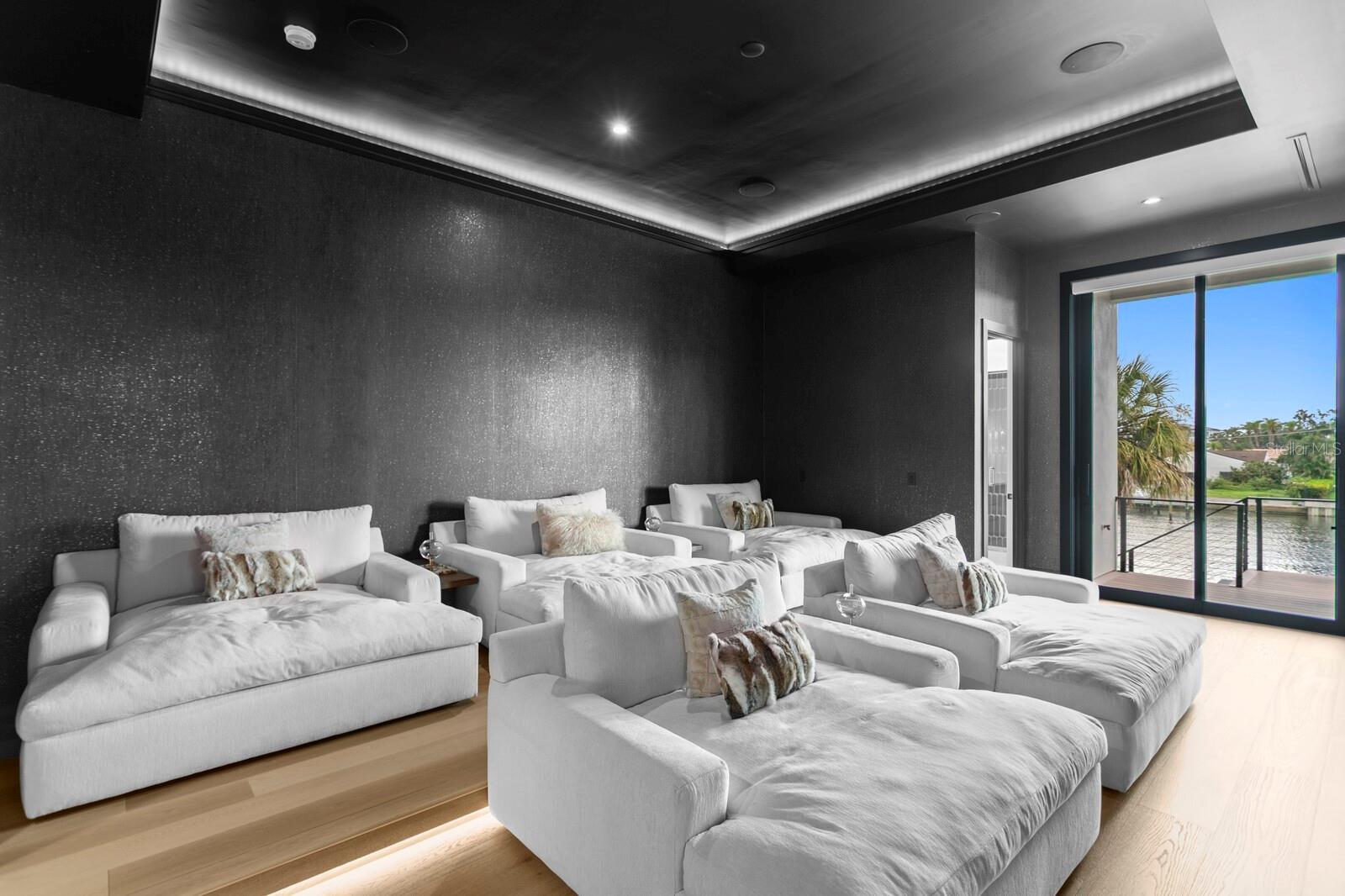 5107 W HOMER Ave TAMPA, FL 33629