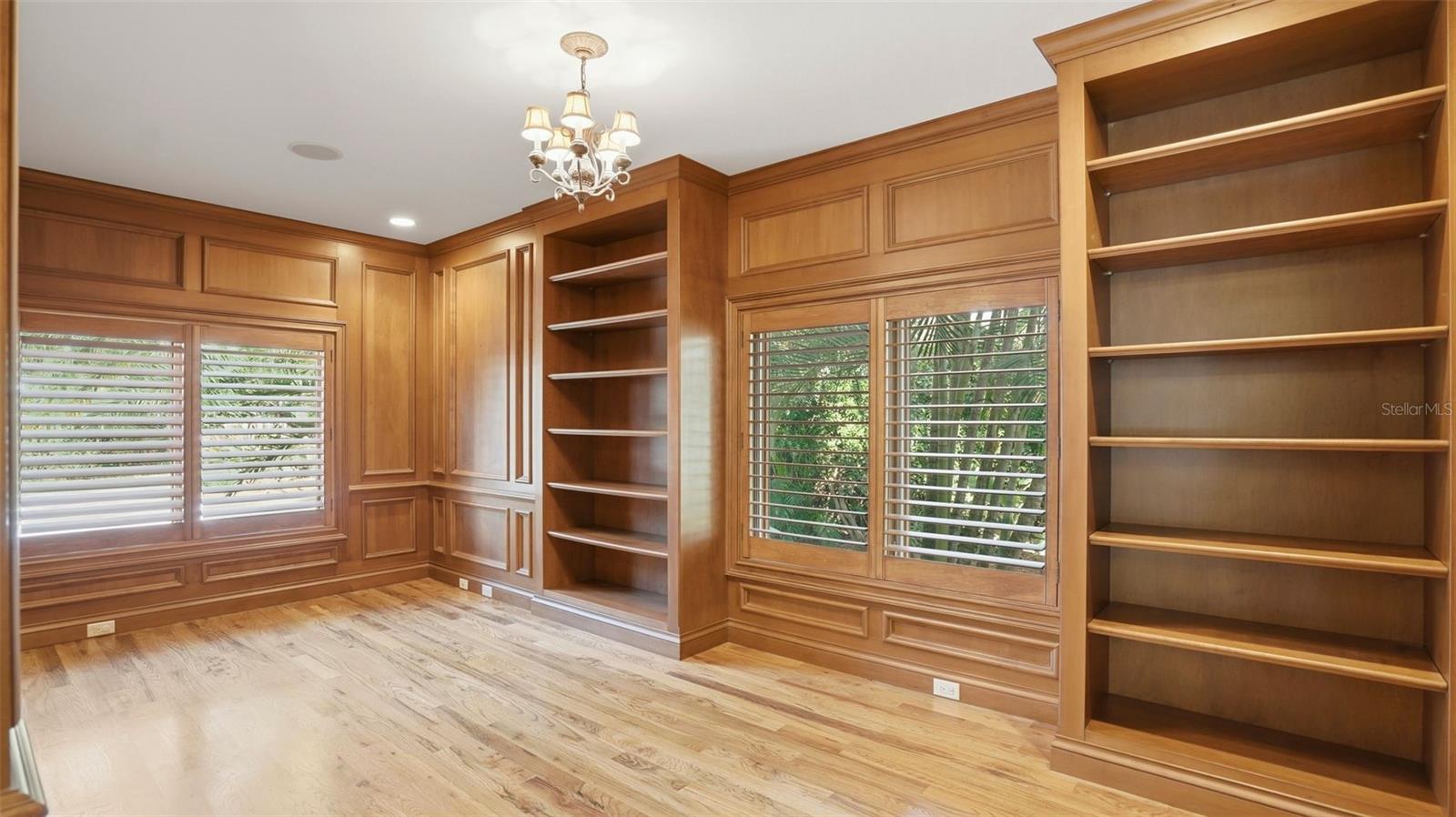 6755 30TH St ST PETERSBURG, FL 33712