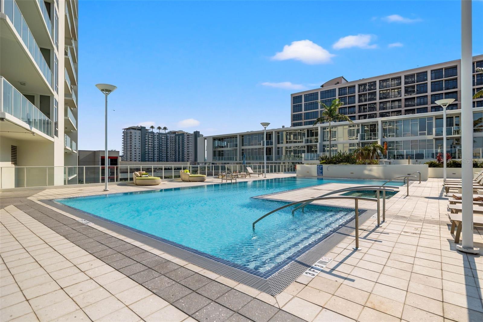 175 1ST St #3102 ST PETERSBURG, FL 33701