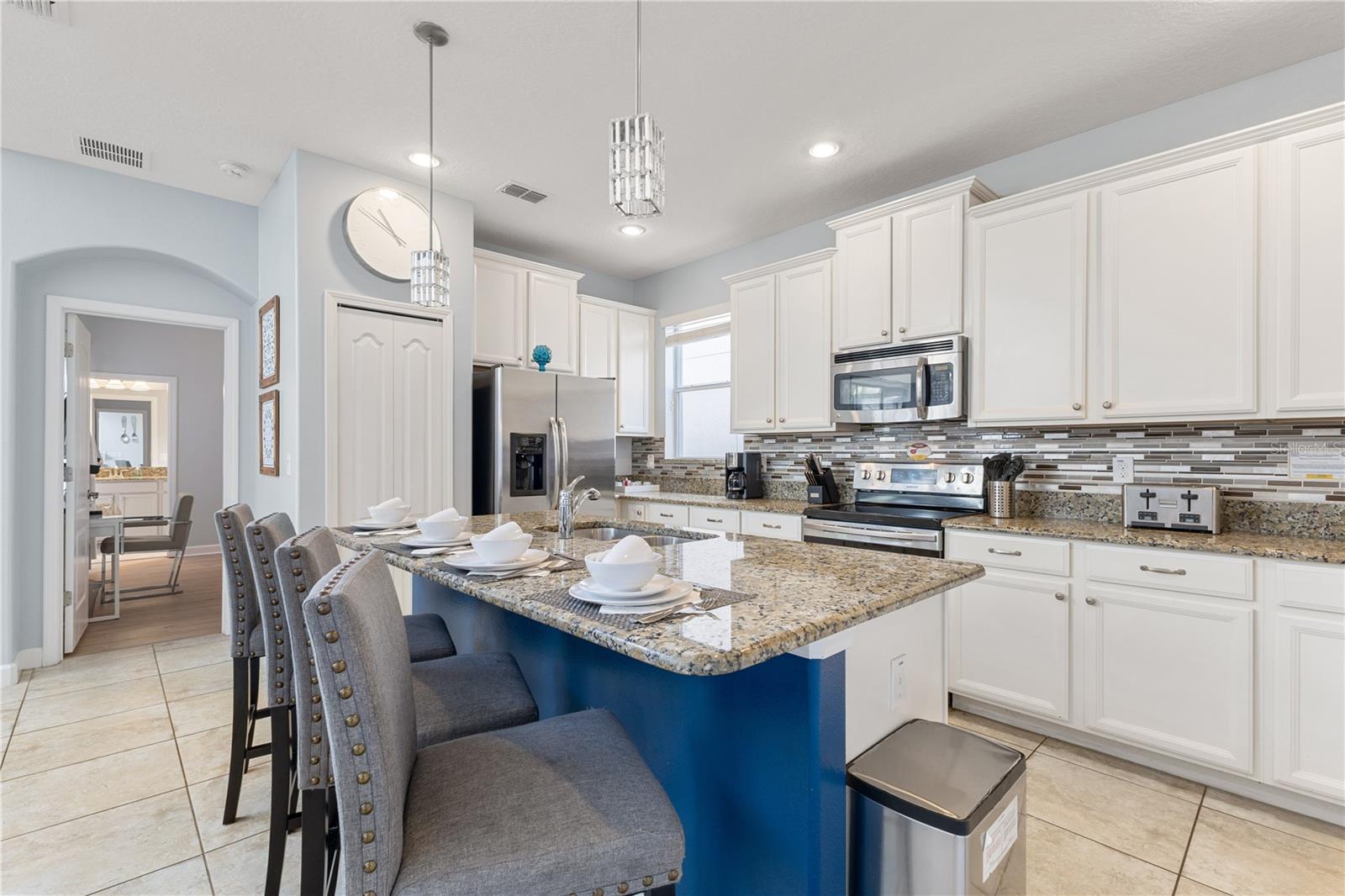 9006 MAJESTY PALM Rd KISSIMMEE, FL 34747