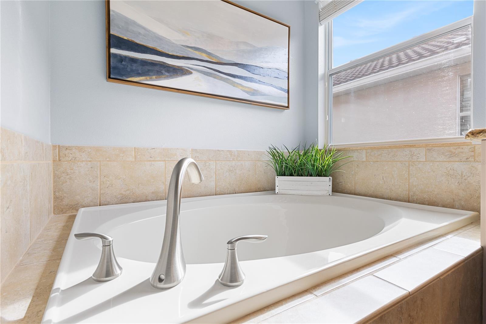 9006 MAJESTY PALM Rd KISSIMMEE, FL 34747