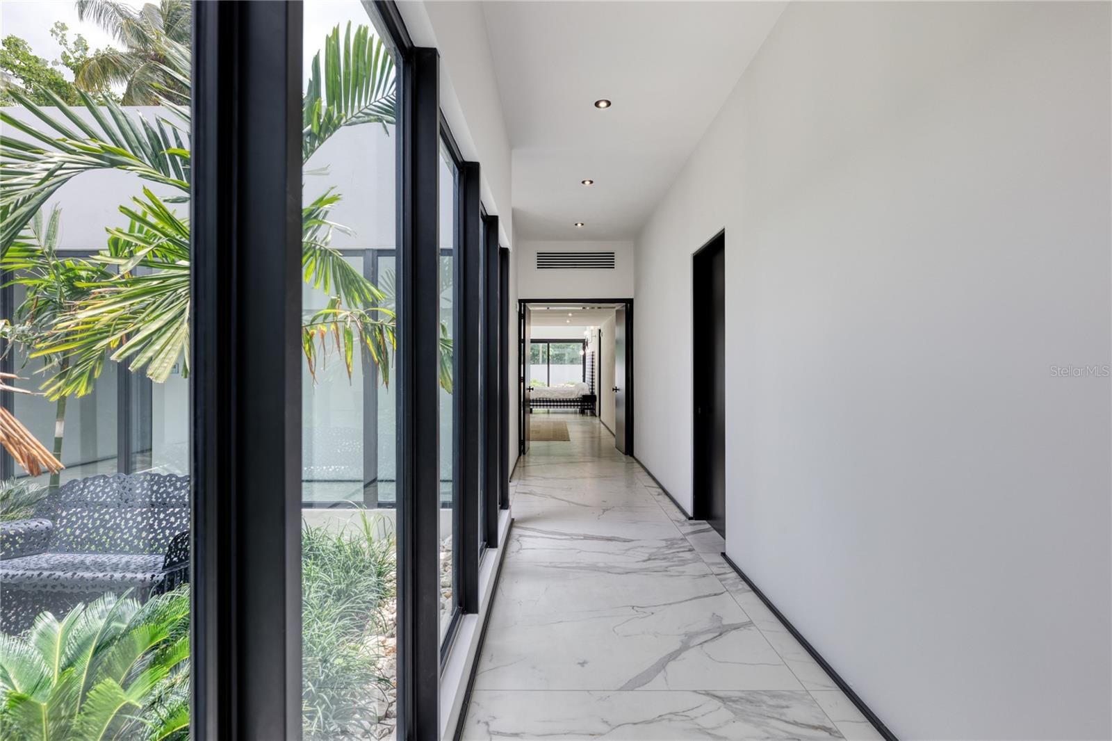 1 DORADO Bch ESTATES DORADO, PR 00646