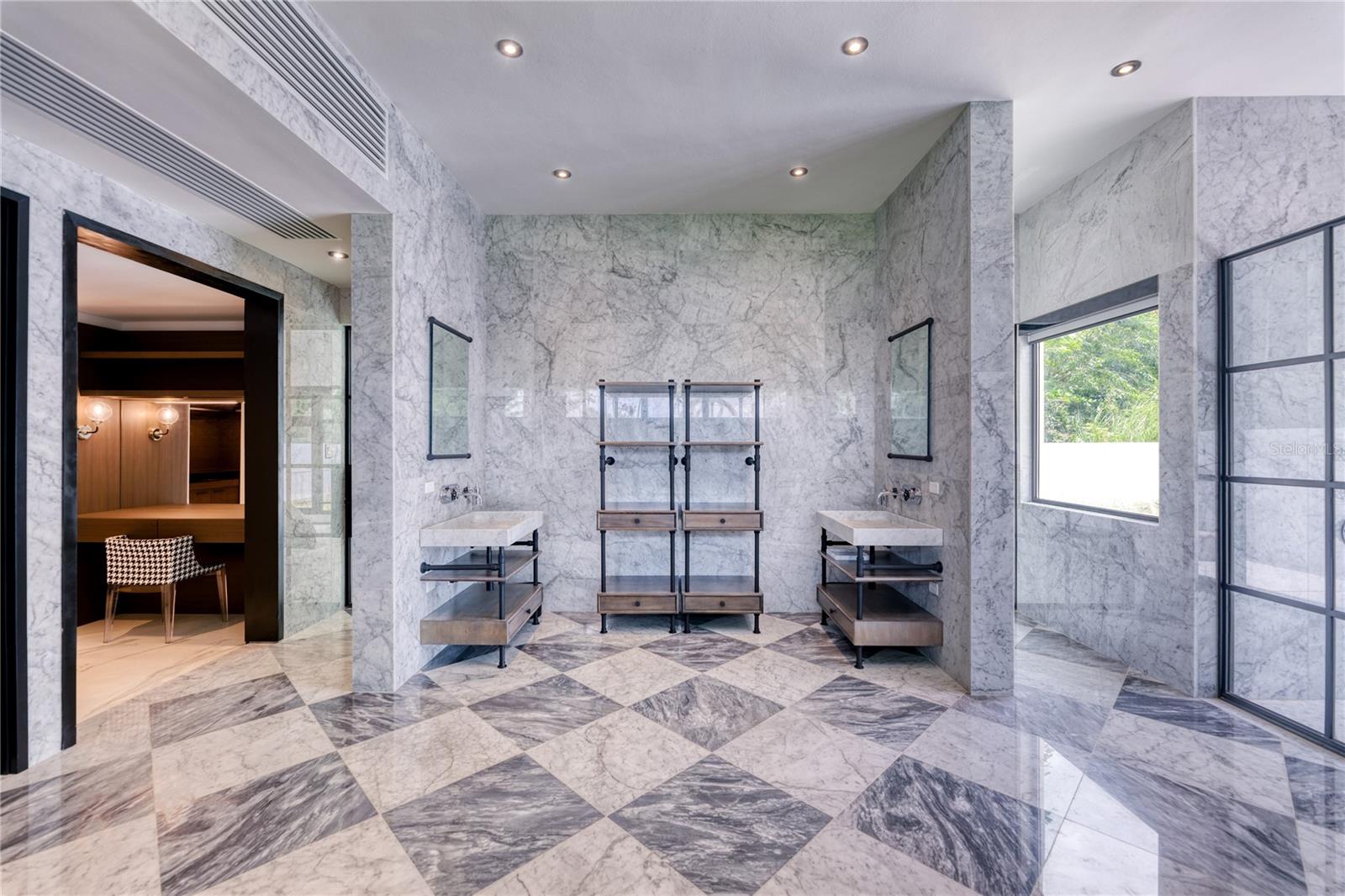 1 DORADO Bch ESTATES DORADO, PR 00646