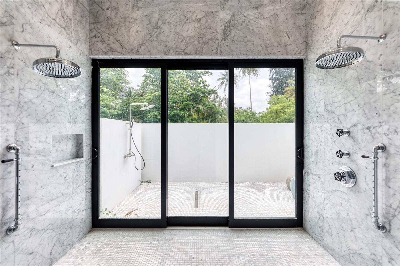 1 DORADO Bch ESTATES DORADO, PR 00646