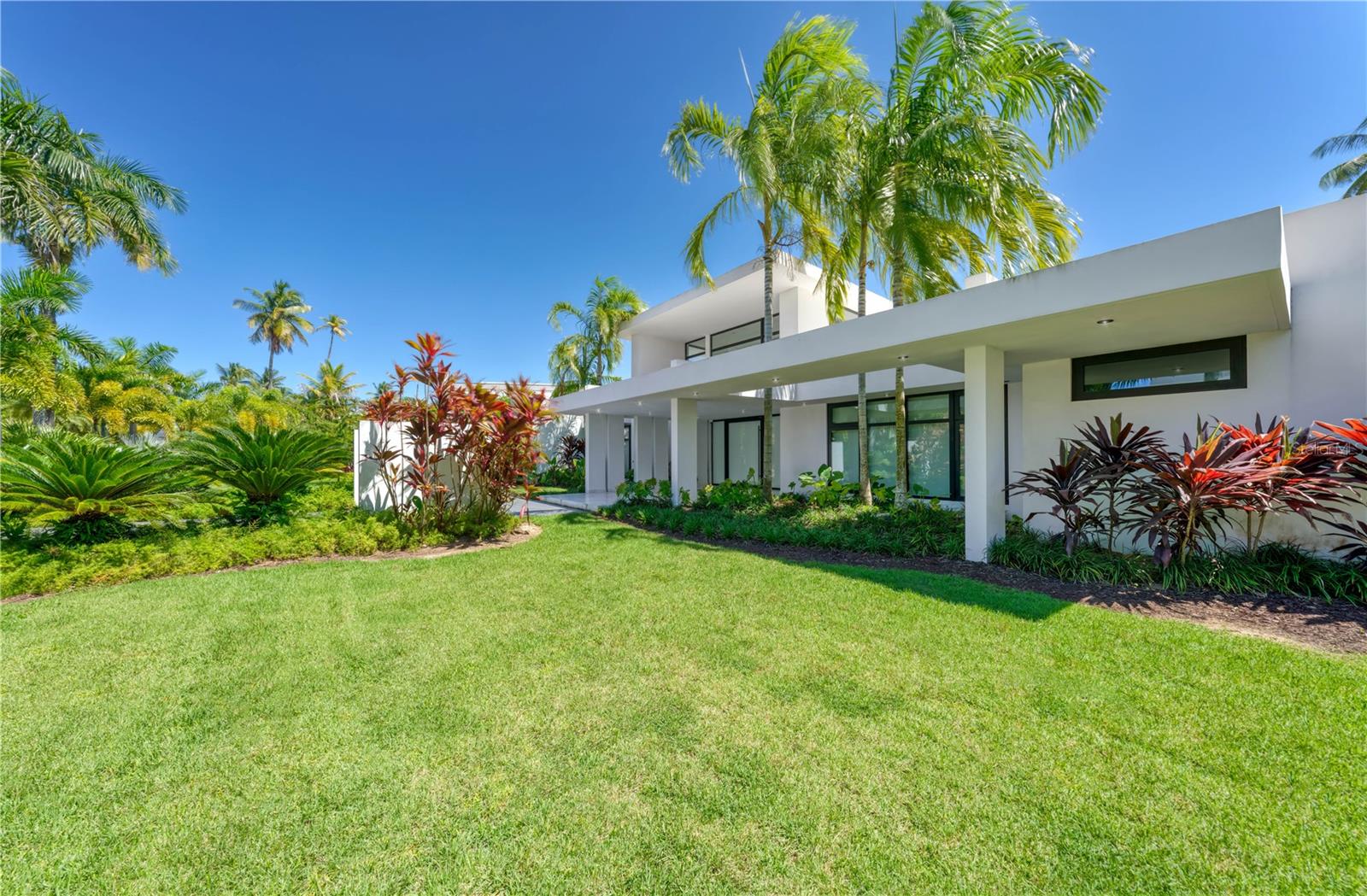 1 DORADO Bch ESTATES DORADO, PR 00646