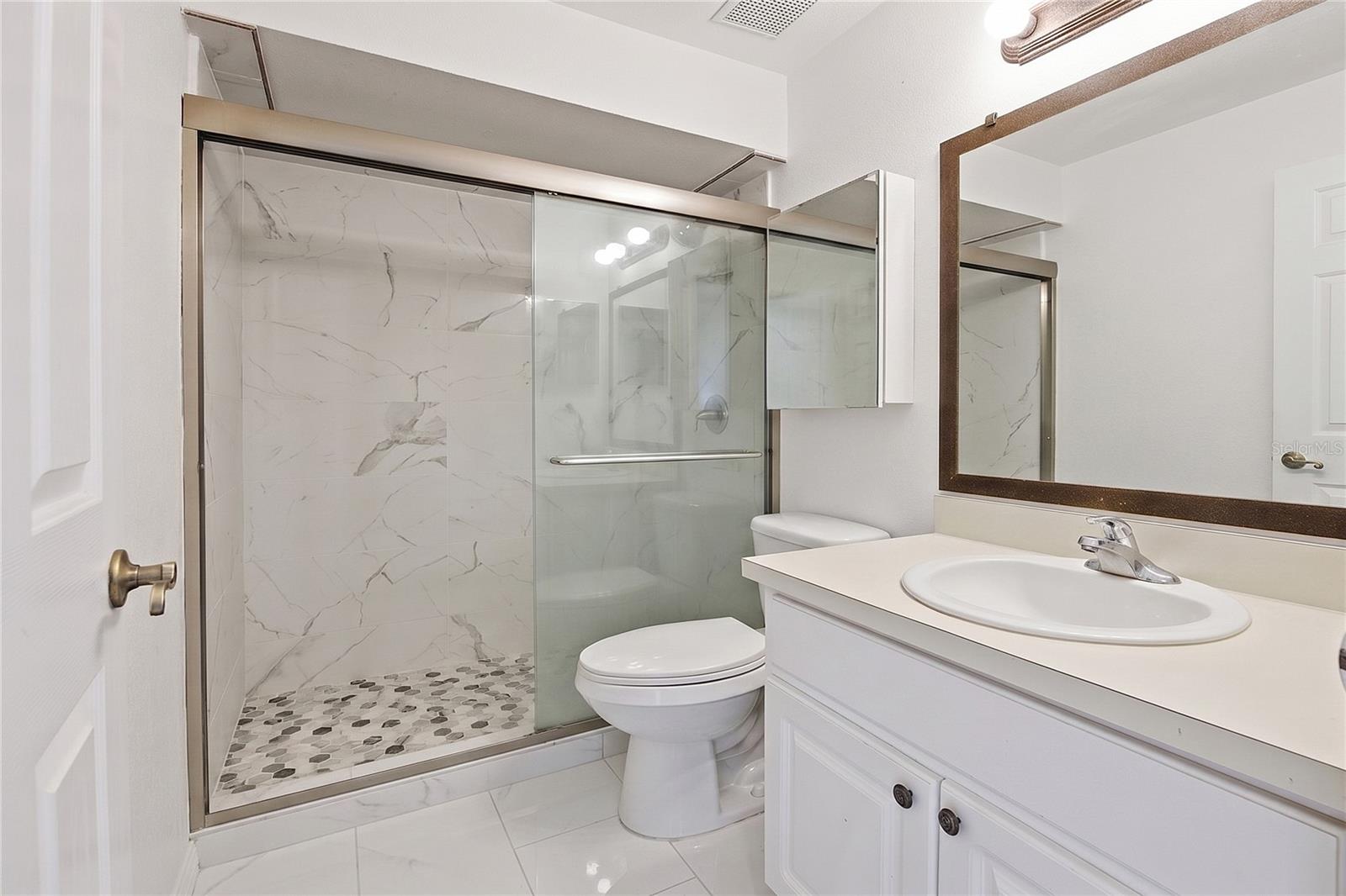 2879 CYPRESSVIEW Ct KISSIMMEE, FL 34746