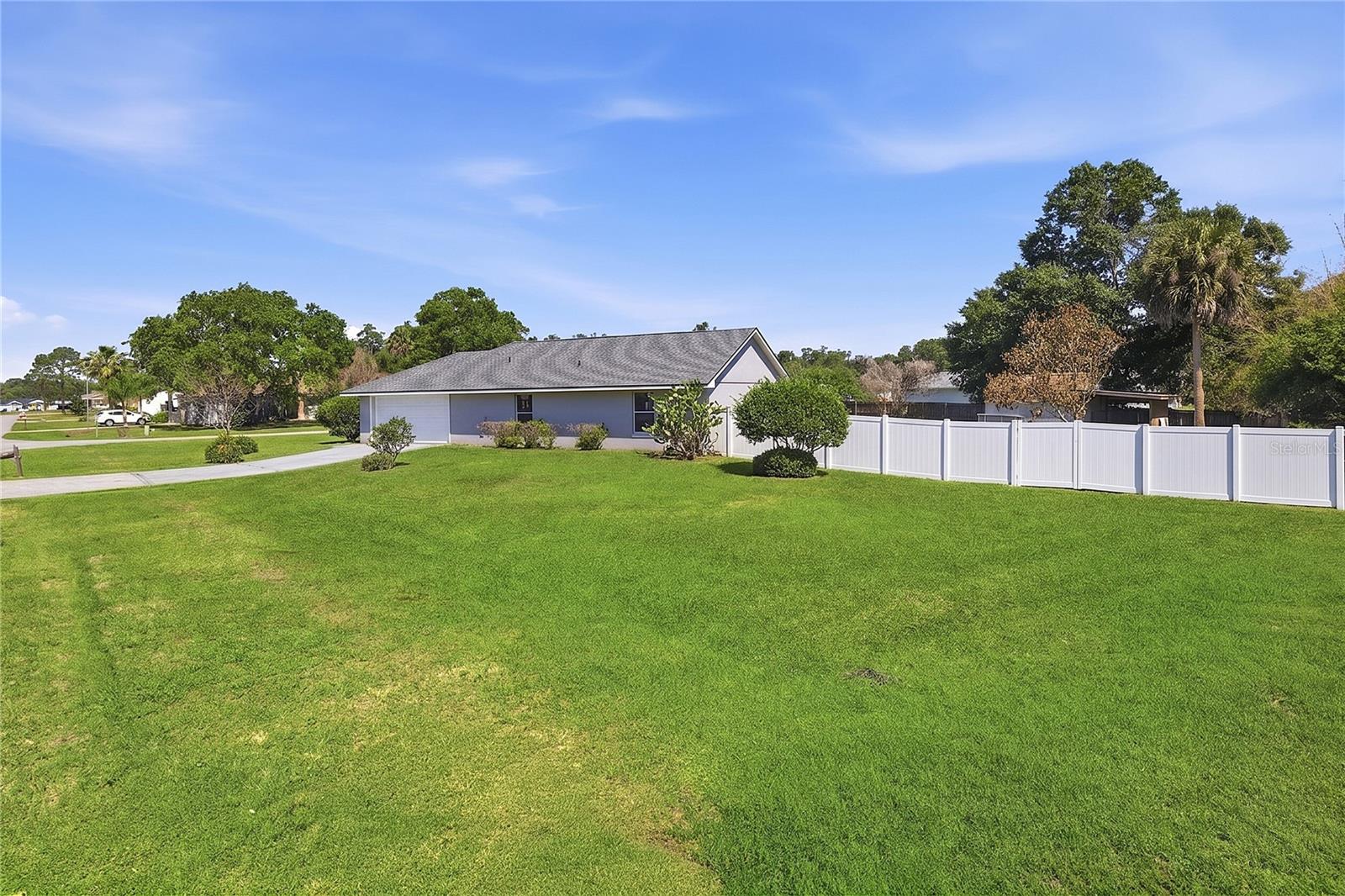 2879 CYPRESSVIEW Ct KISSIMMEE, FL 34746