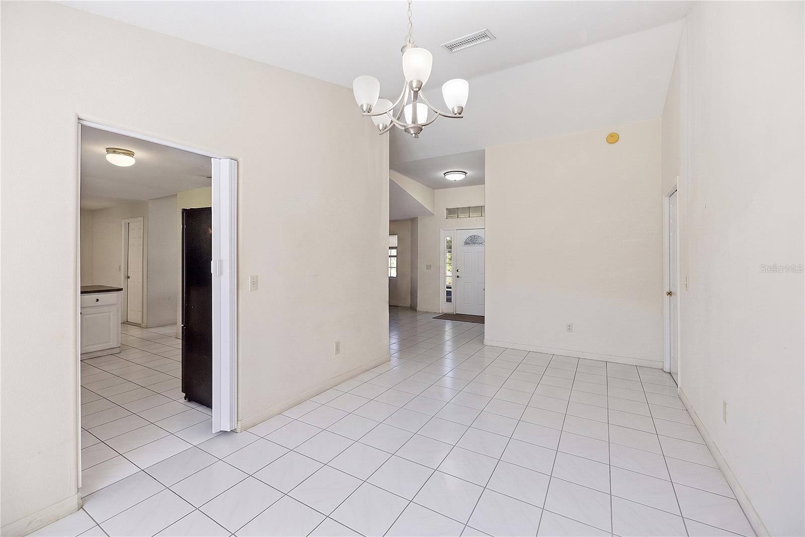 2879 CYPRESSVIEW Ct KISSIMMEE, FL 34746