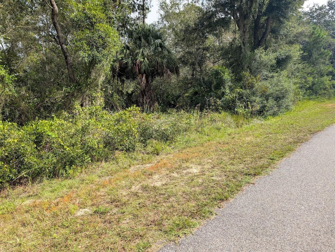 914 & 916 POINCIANA Dr INDIAN LAKE ESTATES, FL 33855