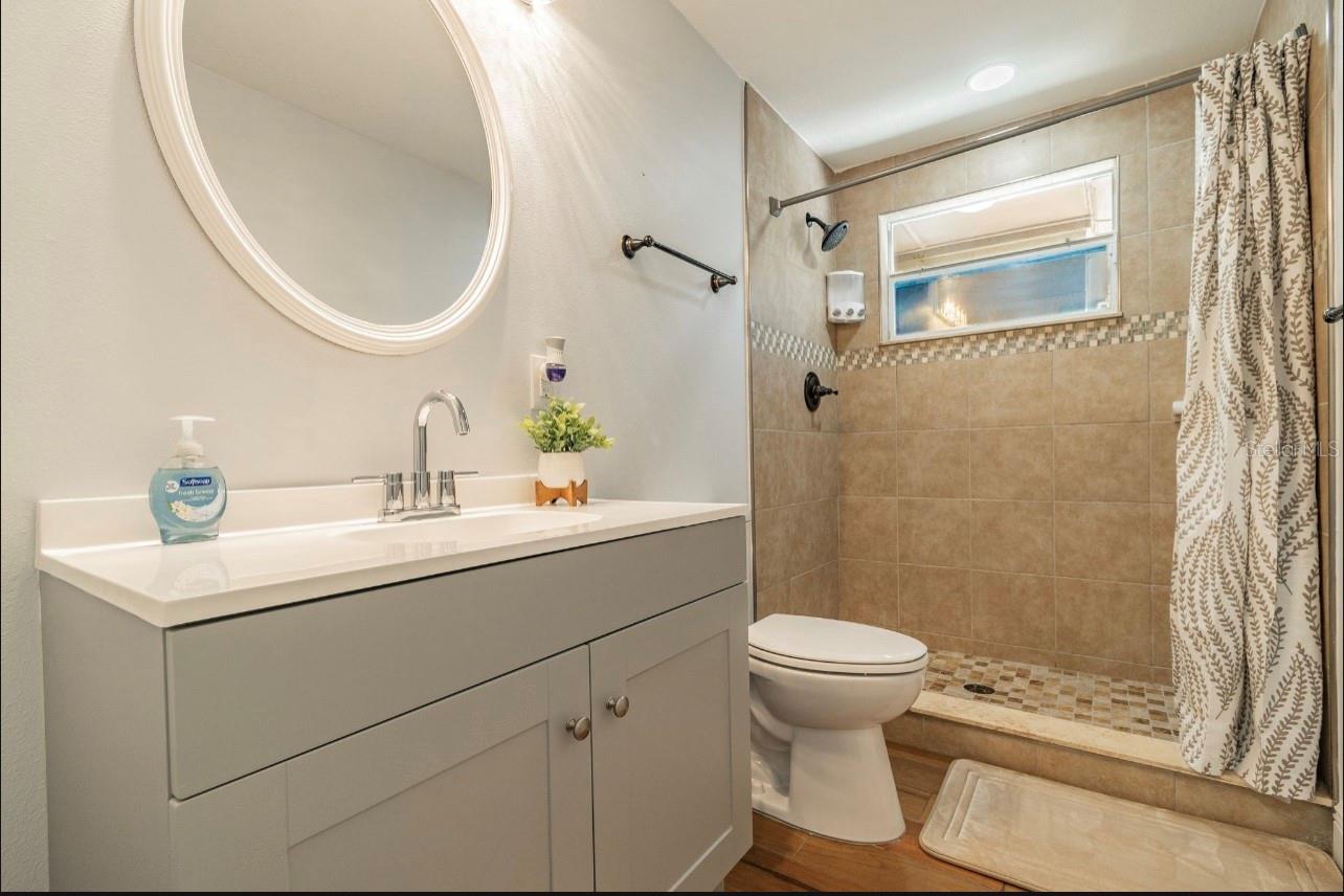 6024 W BURKE St TAMPA, FL 33634