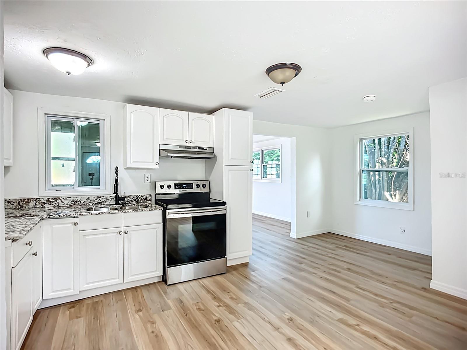 317 JESSICA St NOKOMIS, FL 34275