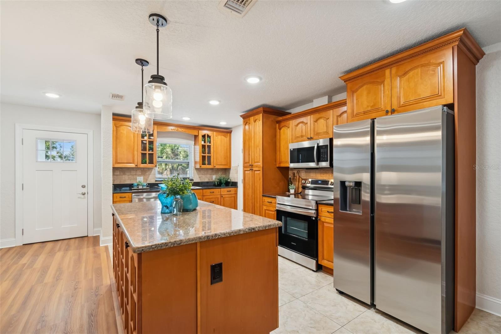 4705 W ALLINE Ave TAMPA, FL 33611