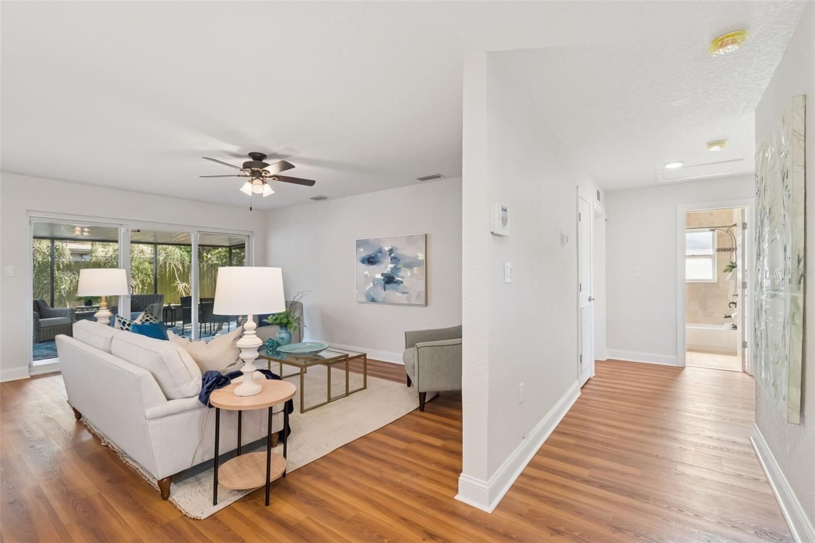 4705 W ALLINE Ave TAMPA, FL 33611