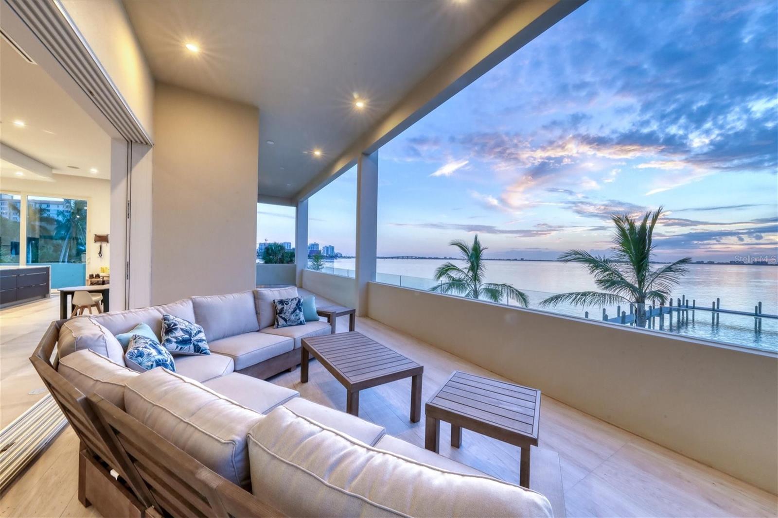 1000 TOCOBAGA Ln SARASOTA, FL 34236