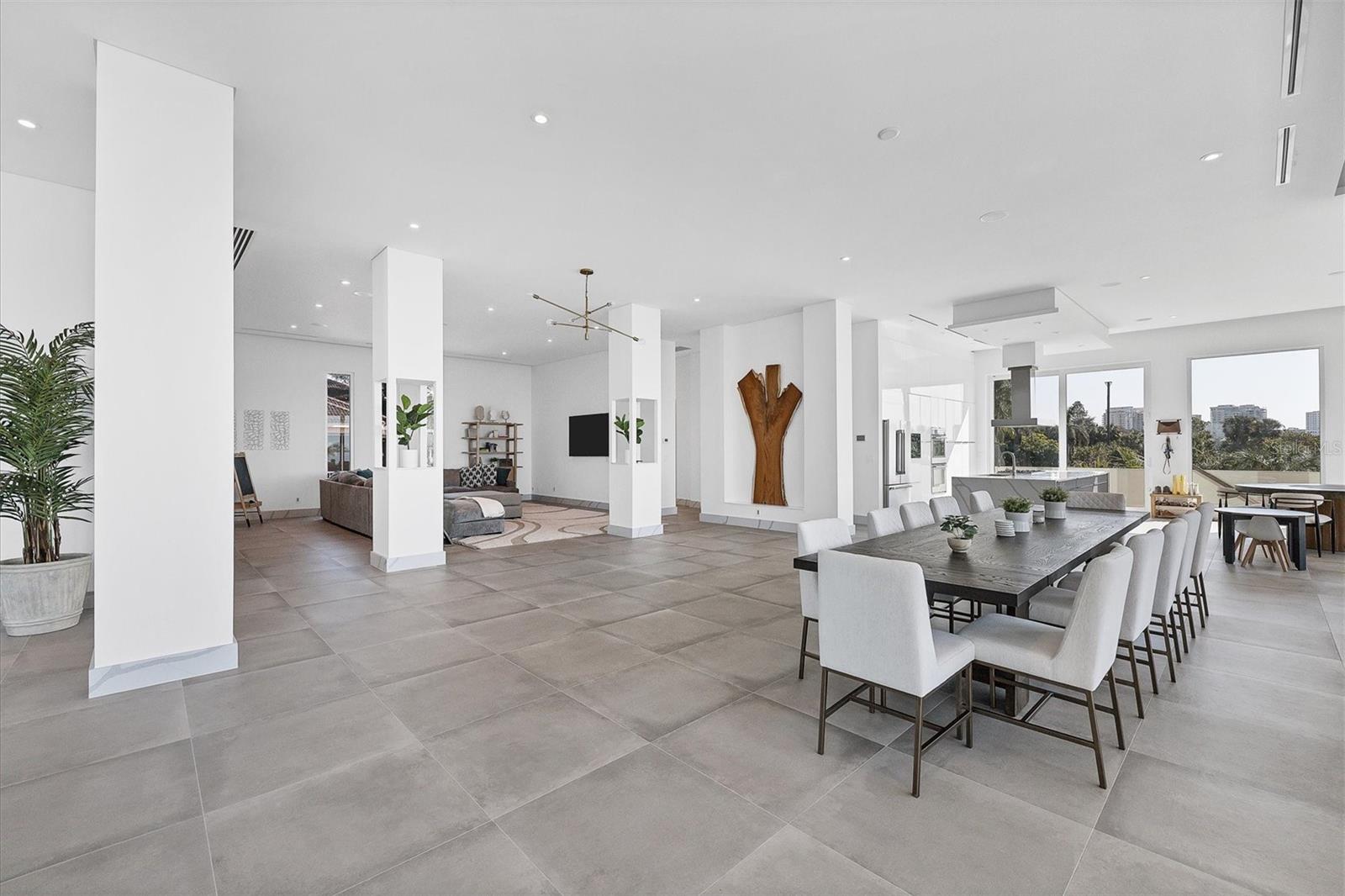 1000 TOCOBAGA Ln SARASOTA, FL 34236