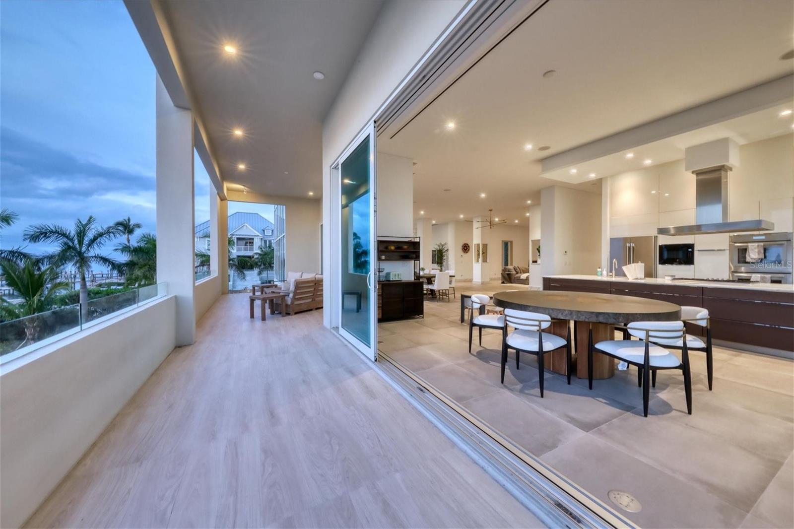 1000 TOCOBAGA Ln SARASOTA, FL 34236