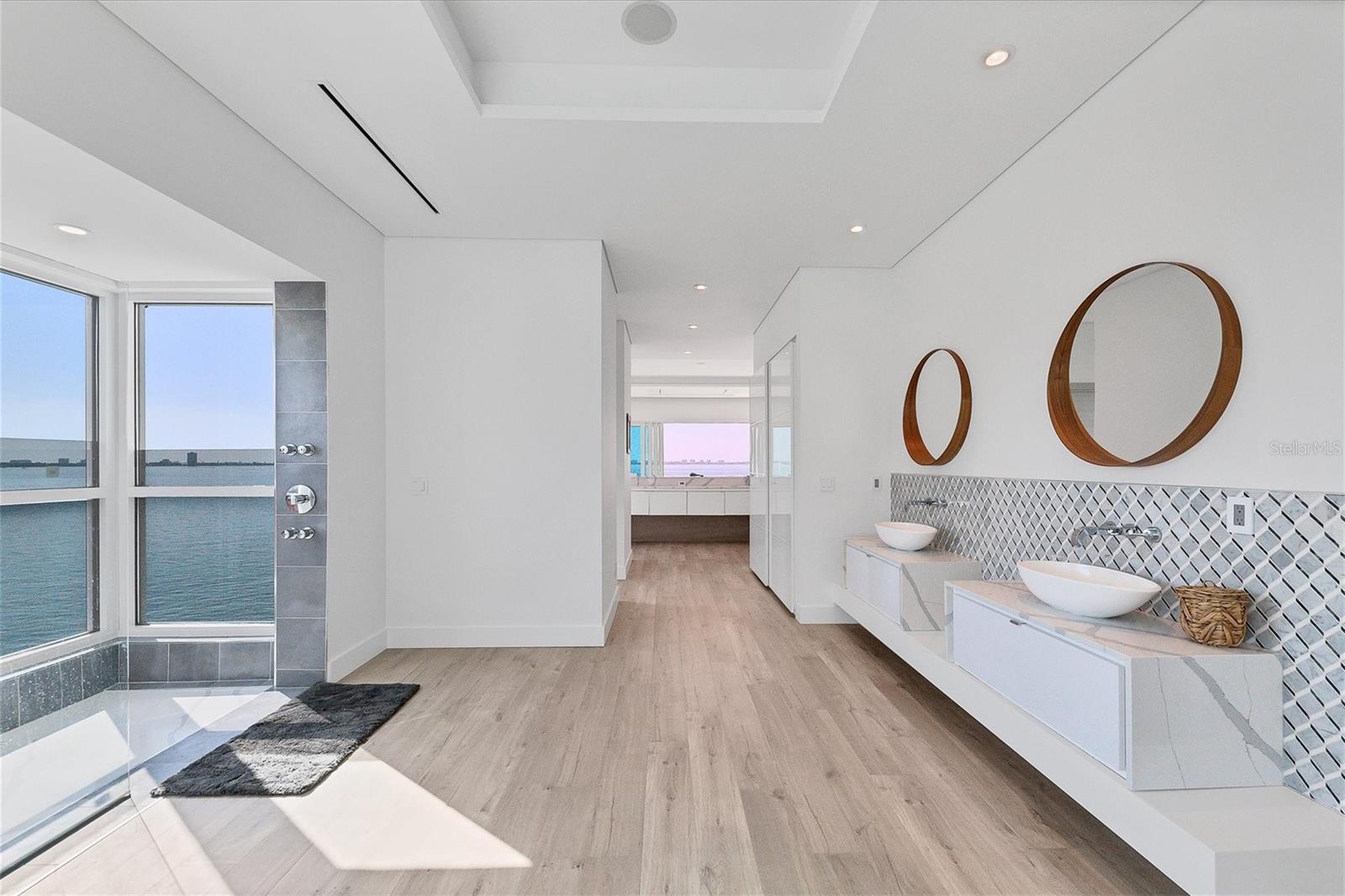 1000 TOCOBAGA Ln SARASOTA, FL 34236